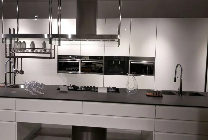 Popularna okap wyspowy z odsys – Commercial Kitchen Outlets recenzja i cena